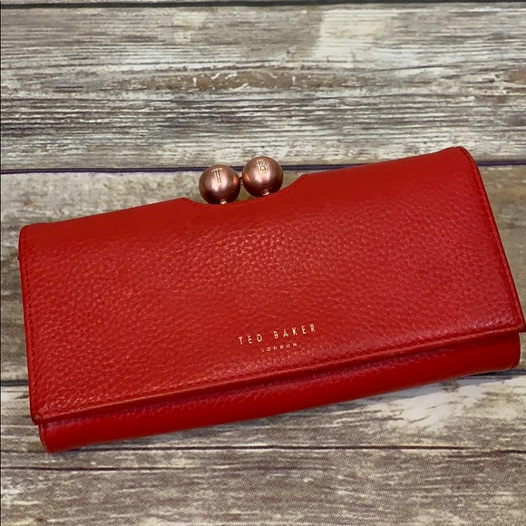 TED BAKER ✳︎ クリスタルガマ財布  red Ted Baker Red Croc Embossed Leather Card Holder Wallet